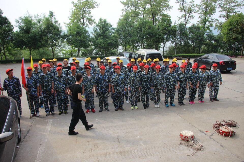 小伙伴军容军姿照