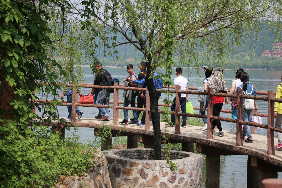 小伙伴们进入训练基地